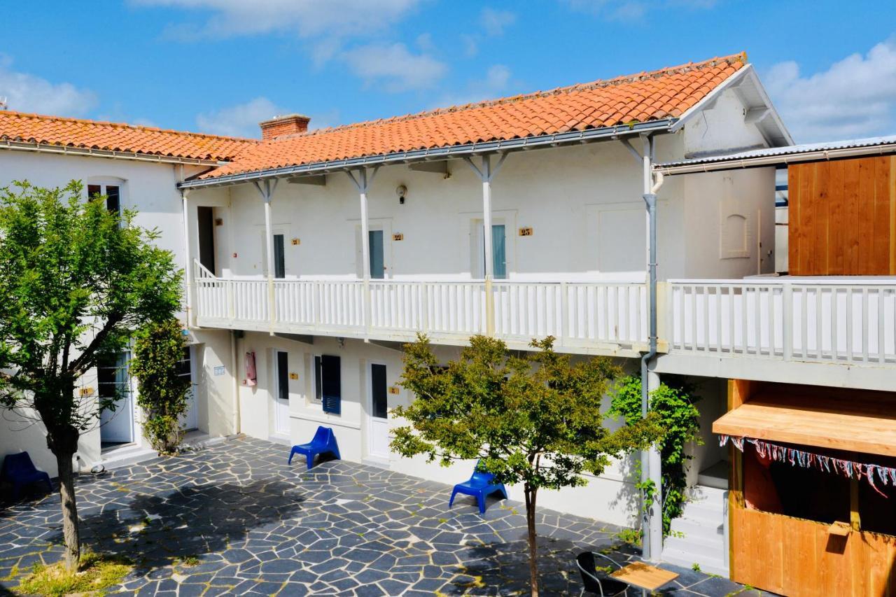 Les Baigneurs Hotel Saint-Gilles-Croix-de-Vie Exterior photo